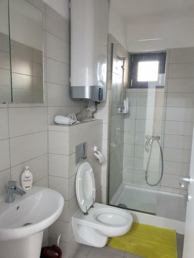 Rubik Apartament มามายา ภายนอก รูปภาพ