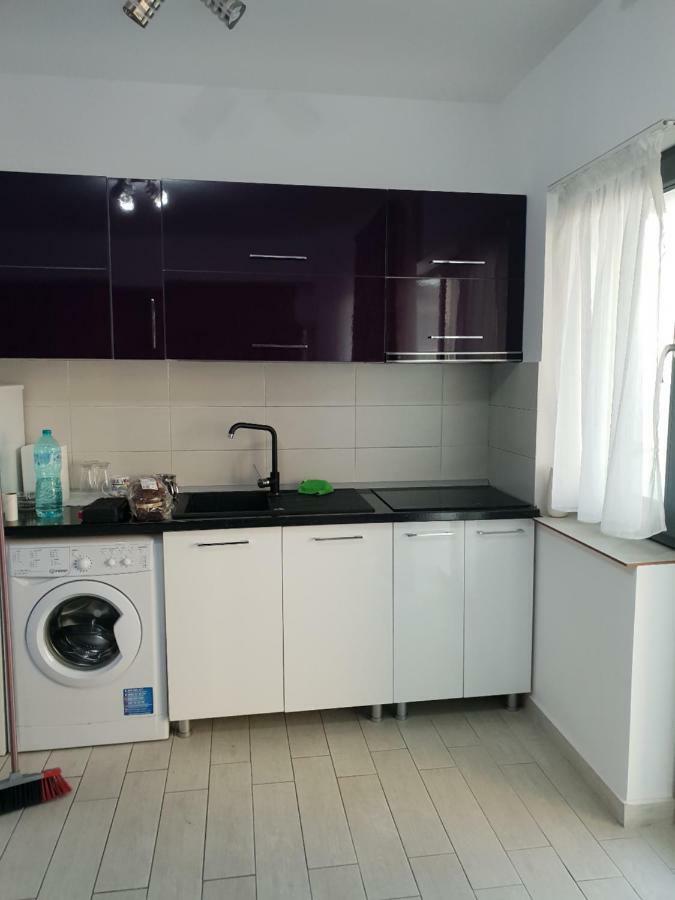 Rubik Apartament มามายา ภายนอก รูปภาพ