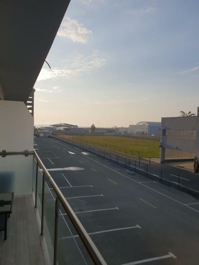 Rubik Apartament มามายา ภายนอก รูปภาพ