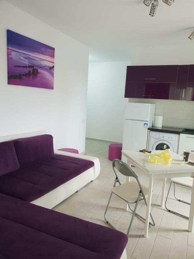Rubik Apartament มามายา ภายนอก รูปภาพ